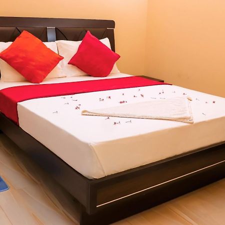 Peacock Resort Анурадхапура Екстериор снимка