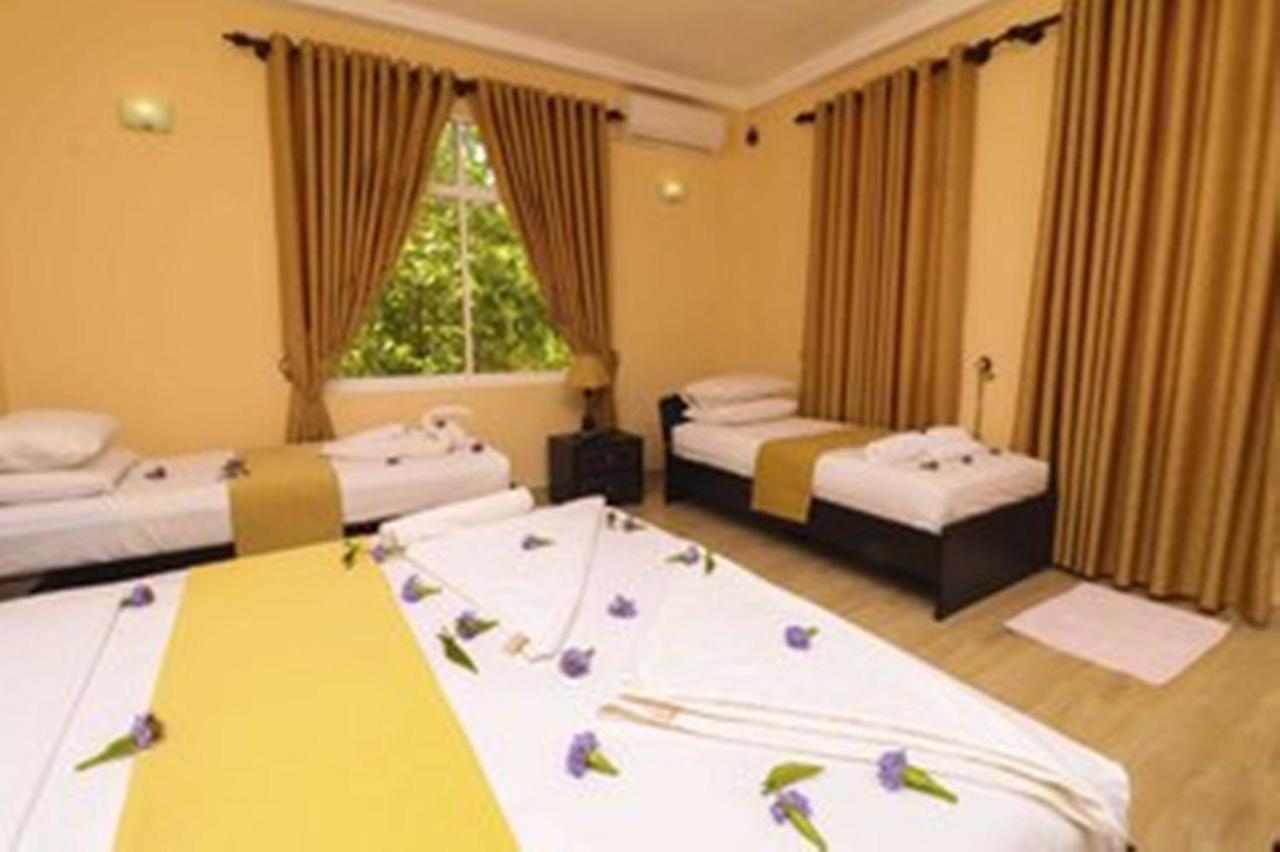 Peacock Resort Анурадхапура Екстериор снимка